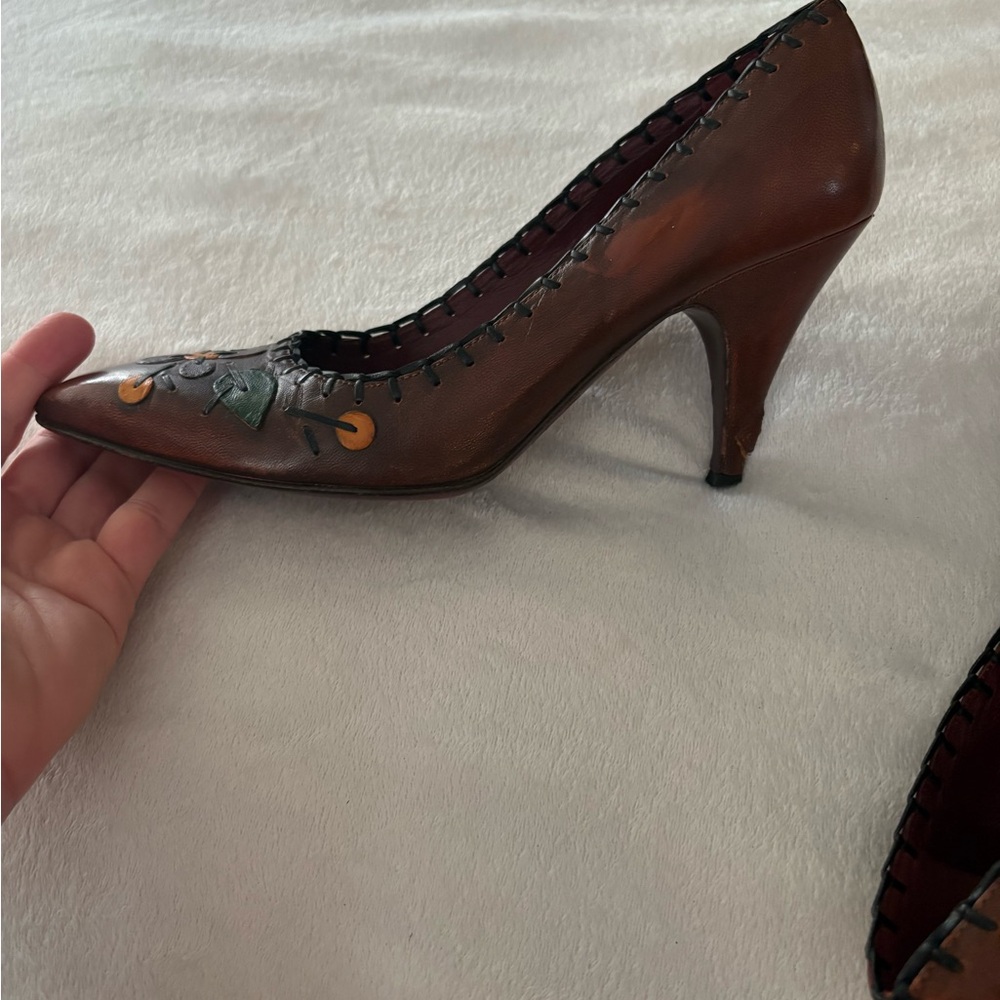 PRADA | Vintage Brown Red‎ Leather Floral Stitch Appliqué Pointed Pumps EU 37.5 - Picture 8 of 14